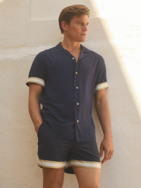 | Ché Cuff Detail Cuban Collar Shirt in Navy Men | Reiss