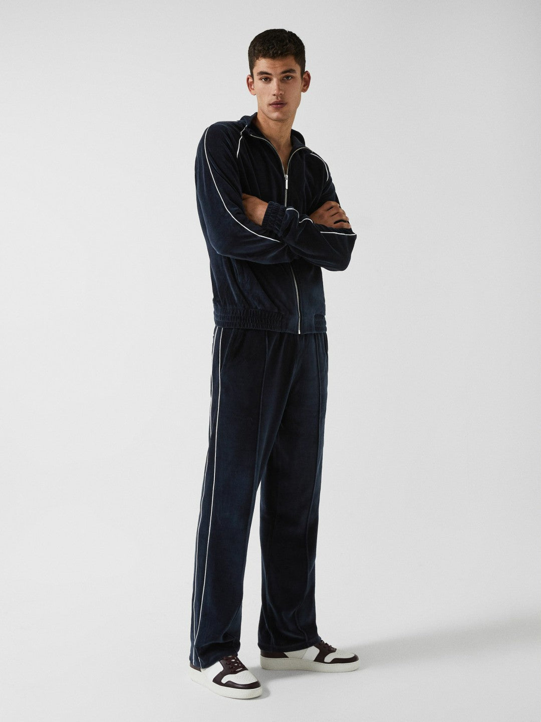 Velour Jogger With Piping in Navy Men | Reiss