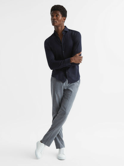 Cotton-Blend Jersey Cutaway-Collar Shirt in Navy Men | Reiss
