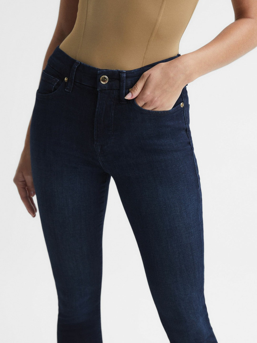 Good American Sculpting Skinny Jeans in Indigo Women | Reiss