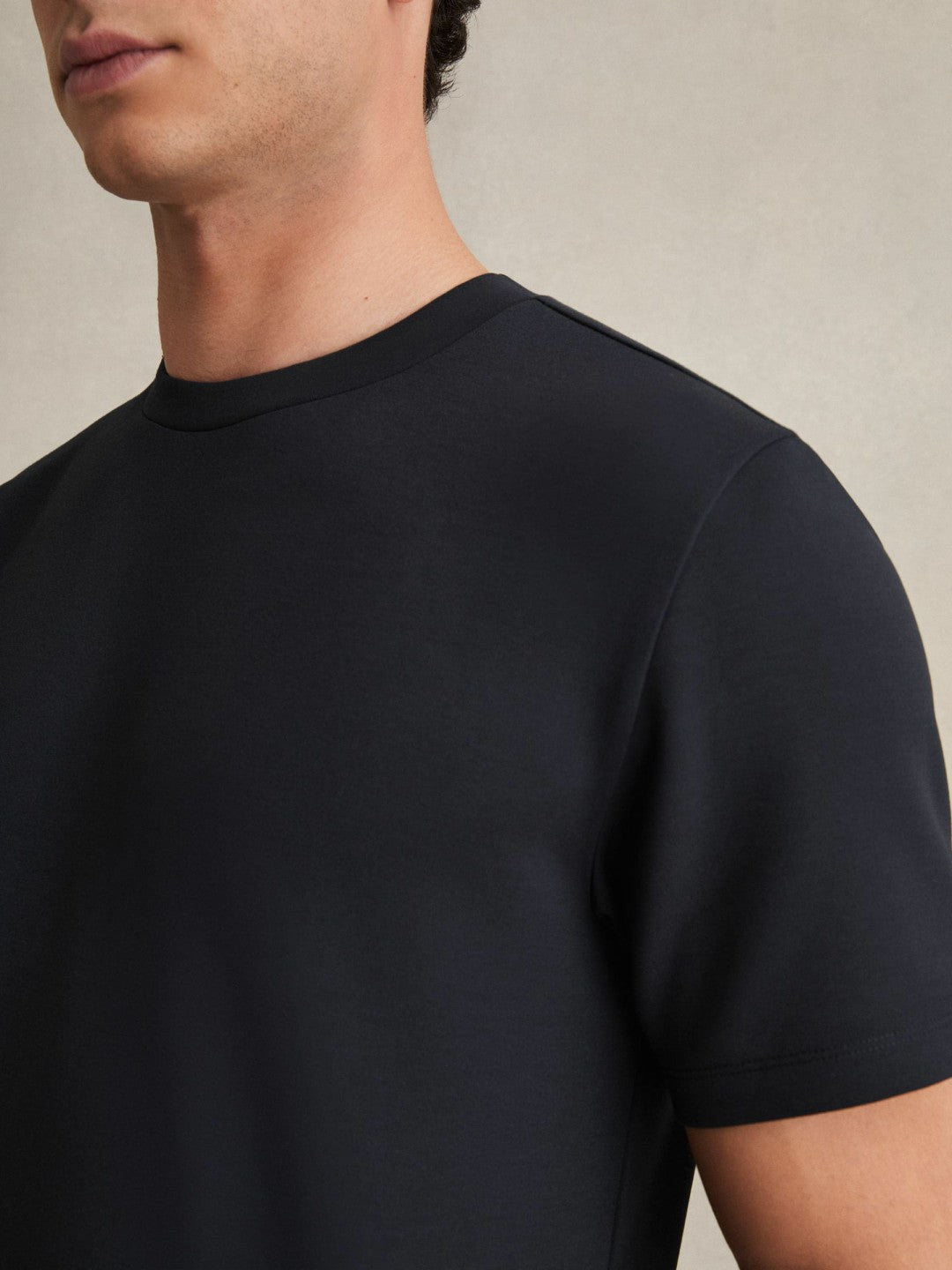 Interlock Jersey Crew Neck T-Shirt in Navy Blue Men | Reiss