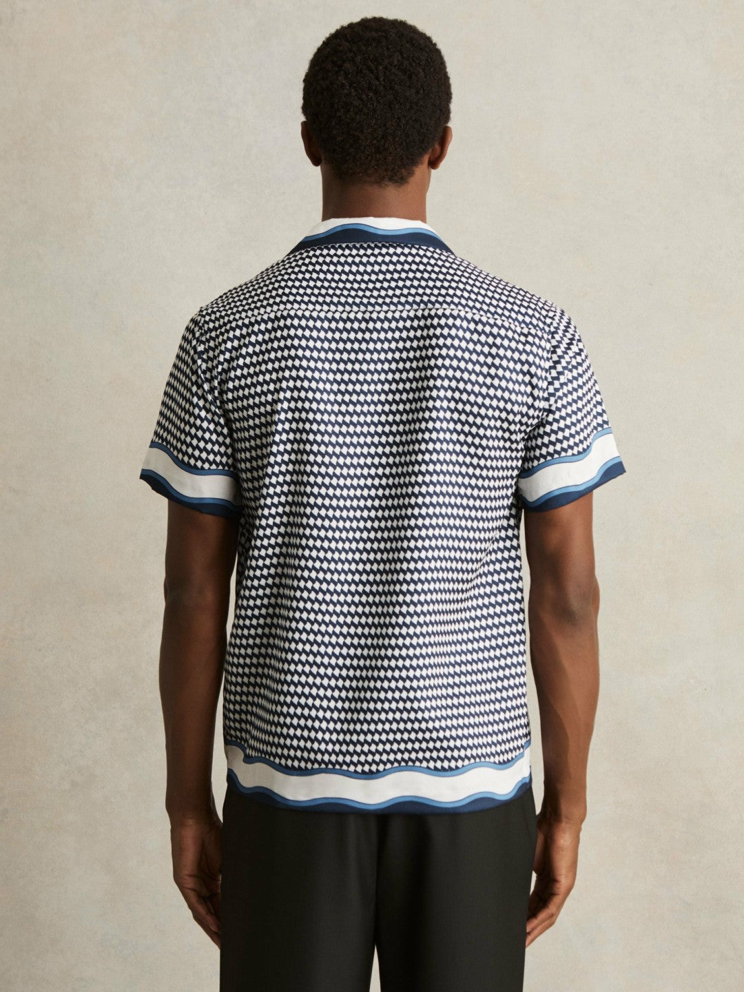 Geometric-Print Cuban-Collar Shirt in White/Navy Men | Reiss