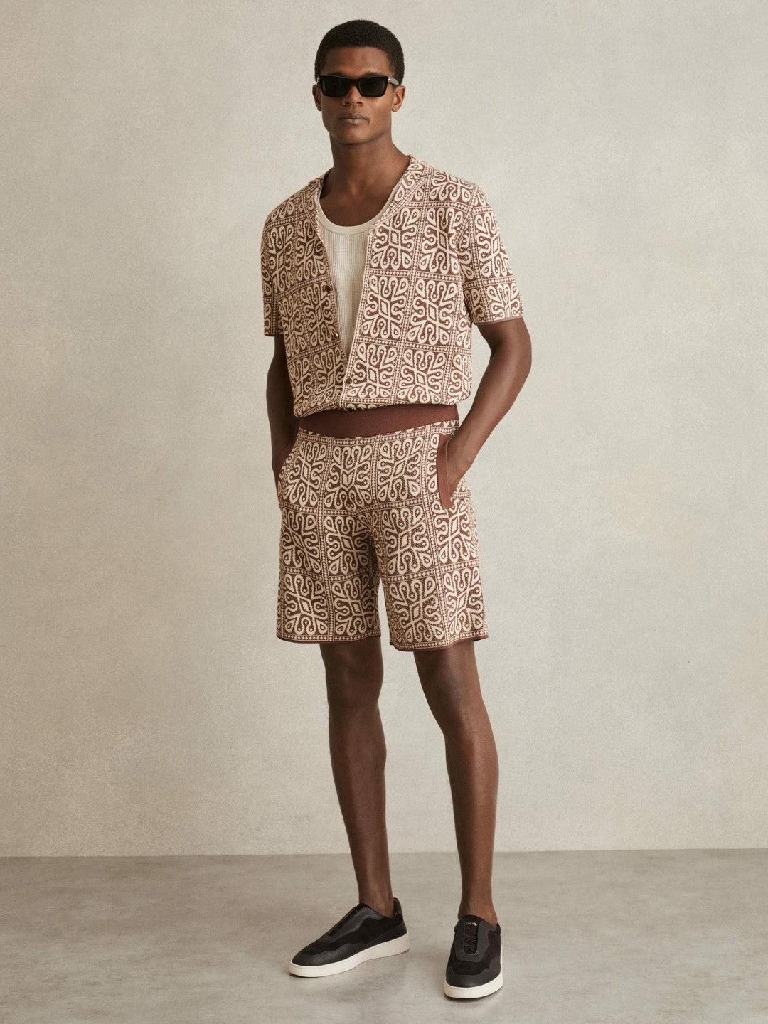 Tile Pattern Knit Shorts in Brown/White Men | Reiss