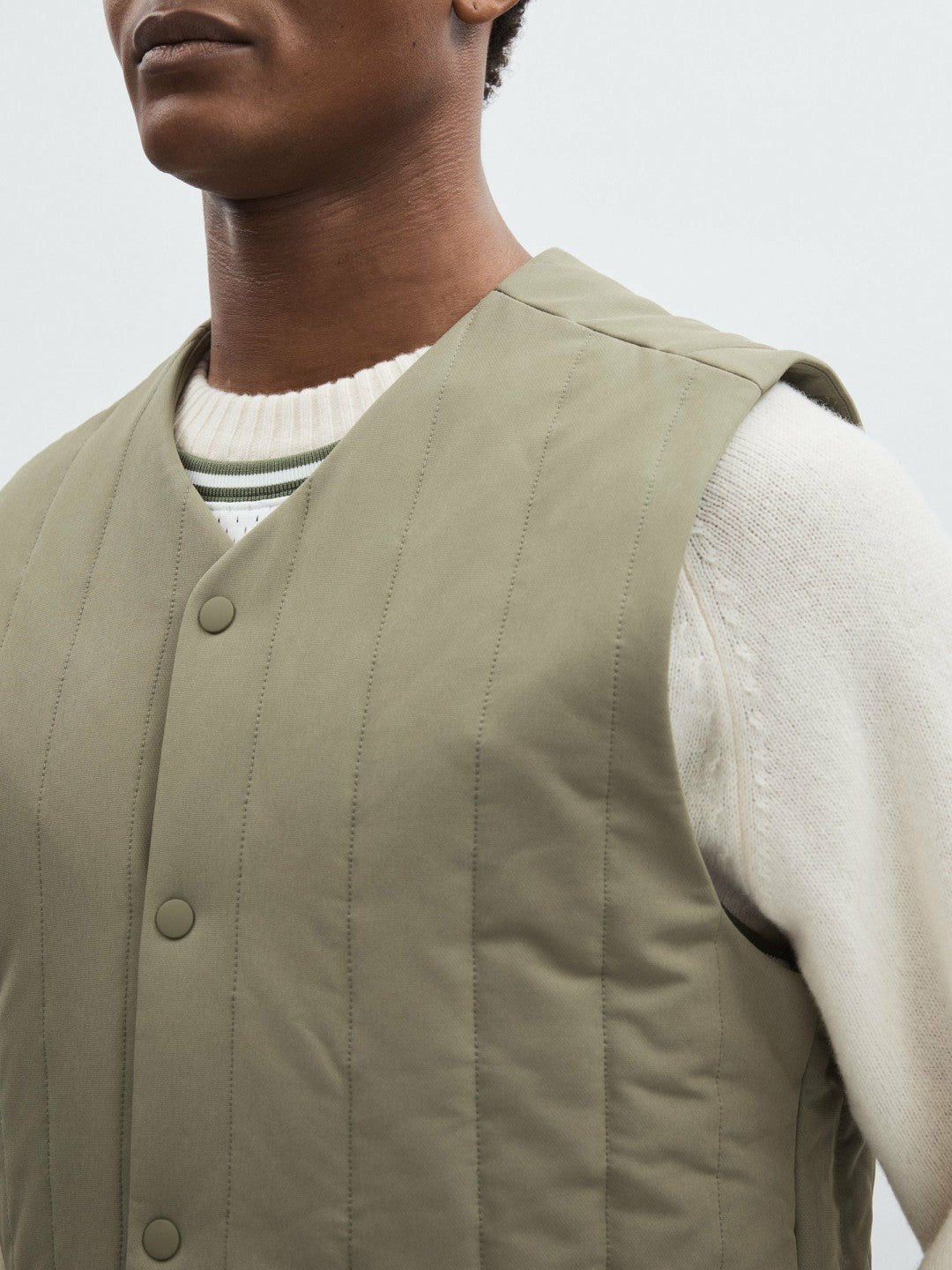 Les Deux Quilted Technical Gilet in Green Men | Reiss