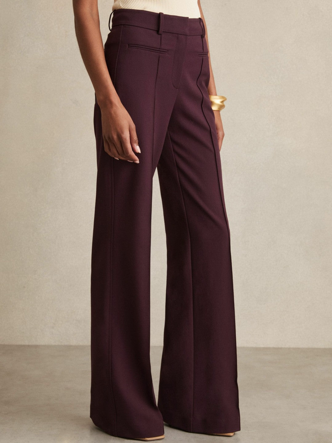 High Rise Flared Trousers in Burgundy Women | Reiss