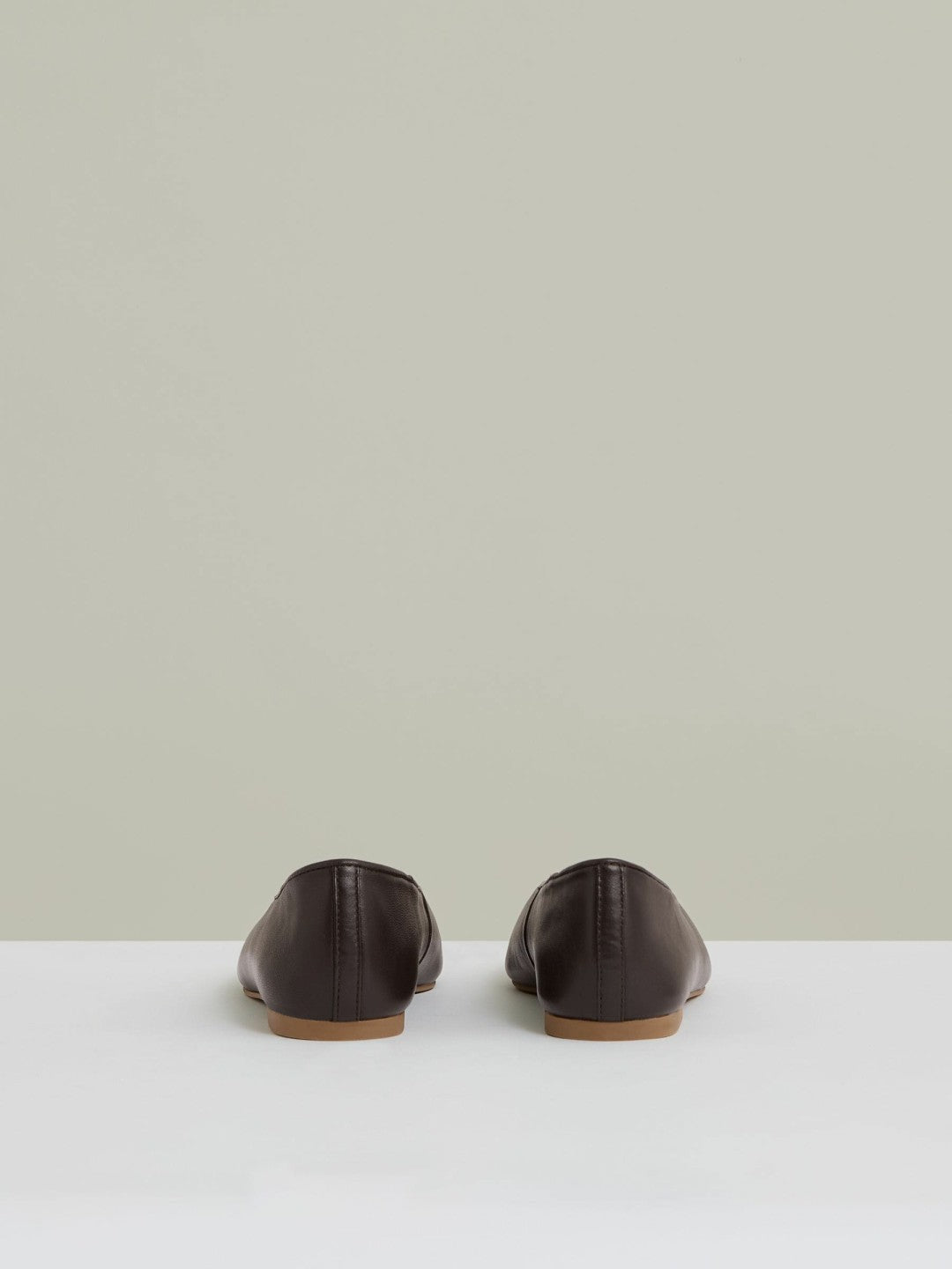 Leather Rounded-Point Toe Ballet Flats in Chocolate Women | Reiss