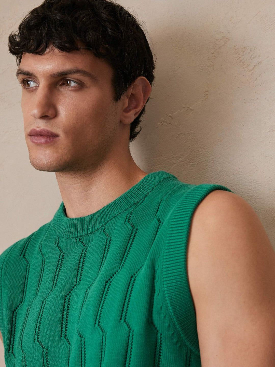 Ché Pointelle Crew-Neck Vest in Bright Green Men | Reiss