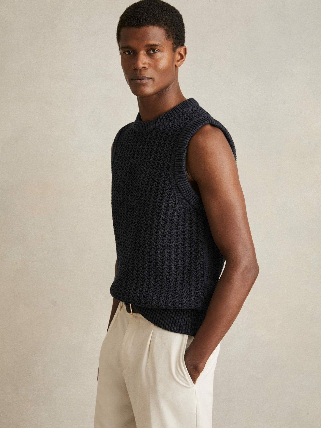 Cotton-Blend Crochet Vest in Navy Men | Reiss