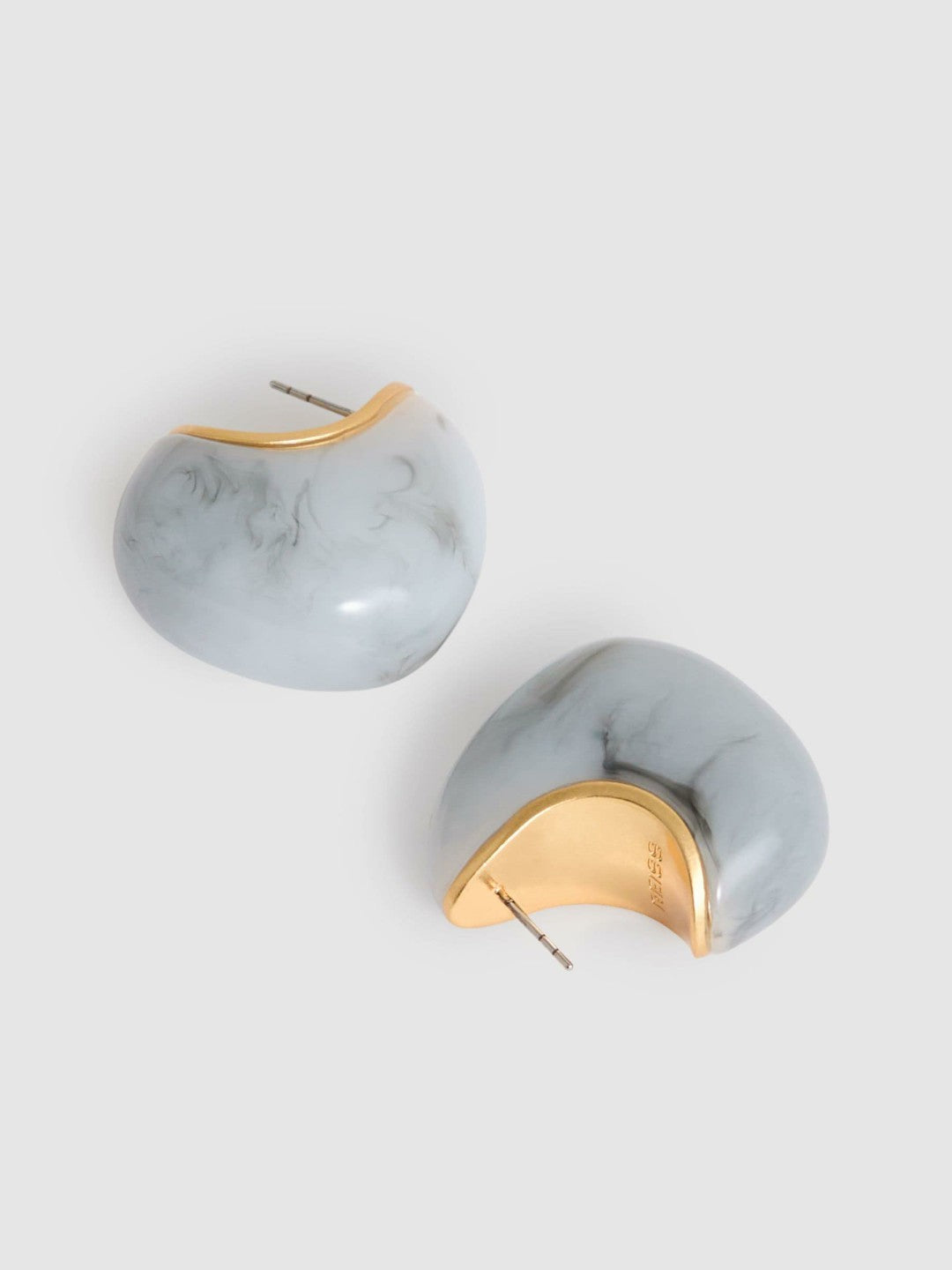 Curve Marble Scoop Earrings in Gold Tone Women | Reiss
