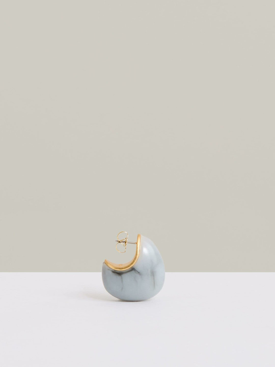 Curve Marble Scoop Earrings in Gold Tone Women | Reiss