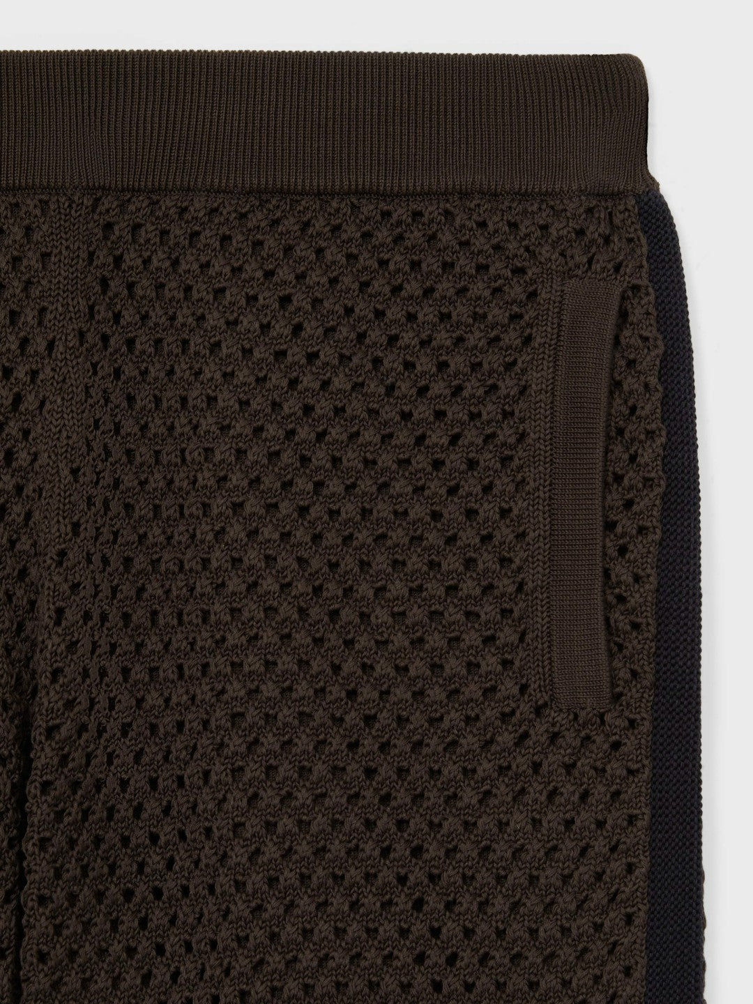 Cotton-Blend Crochet Shorts in Chocolate/Navy Men | Reiss