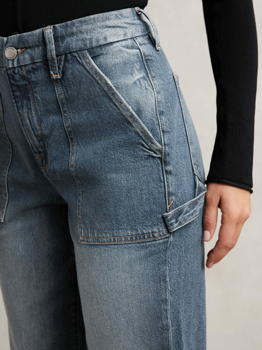 Good American Cuffed Straight-Leg Jeans in Indigo Women | Reiss