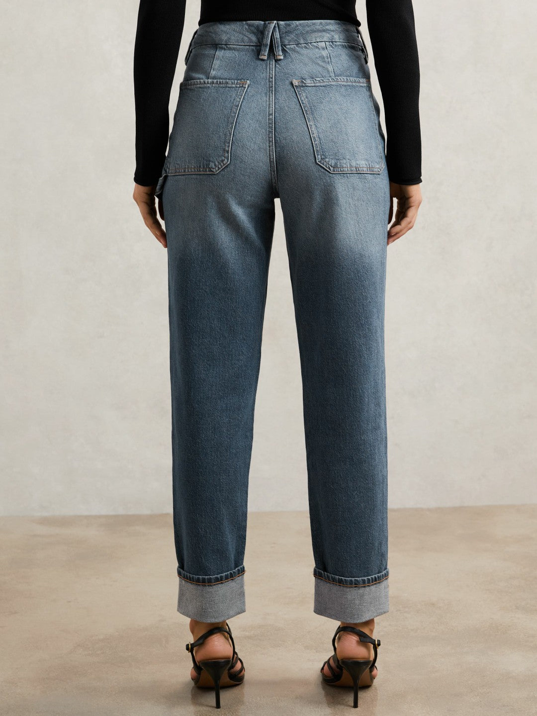 Good American Cuffed Straight-Leg Jeans in Indigo Women | Reiss