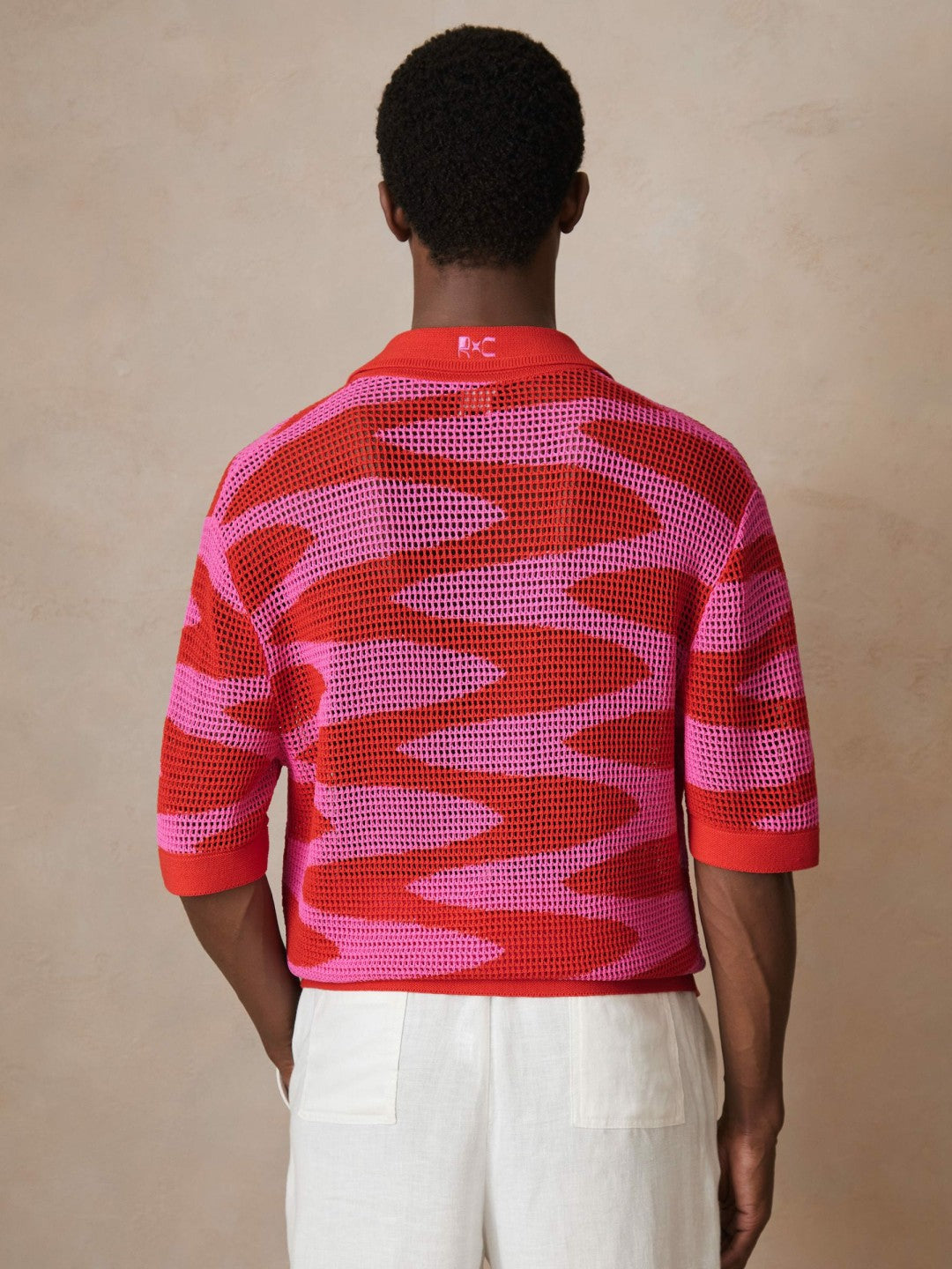 | Ché Wave Crochet Shirt in Pink Men | Reiss