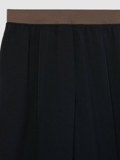 Petite Wide-Leg Elasticated-Waist Trousers in Navy Women | Reiss