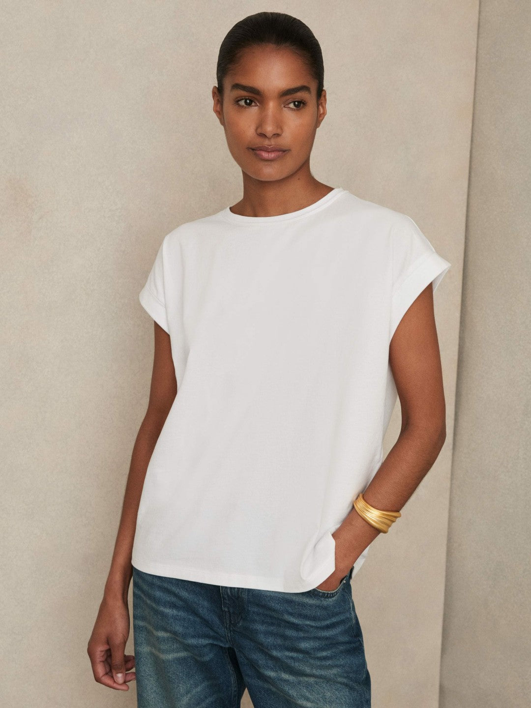 Brushed-Cotton Crew-Neck T-Shirt in White Women | Reiss