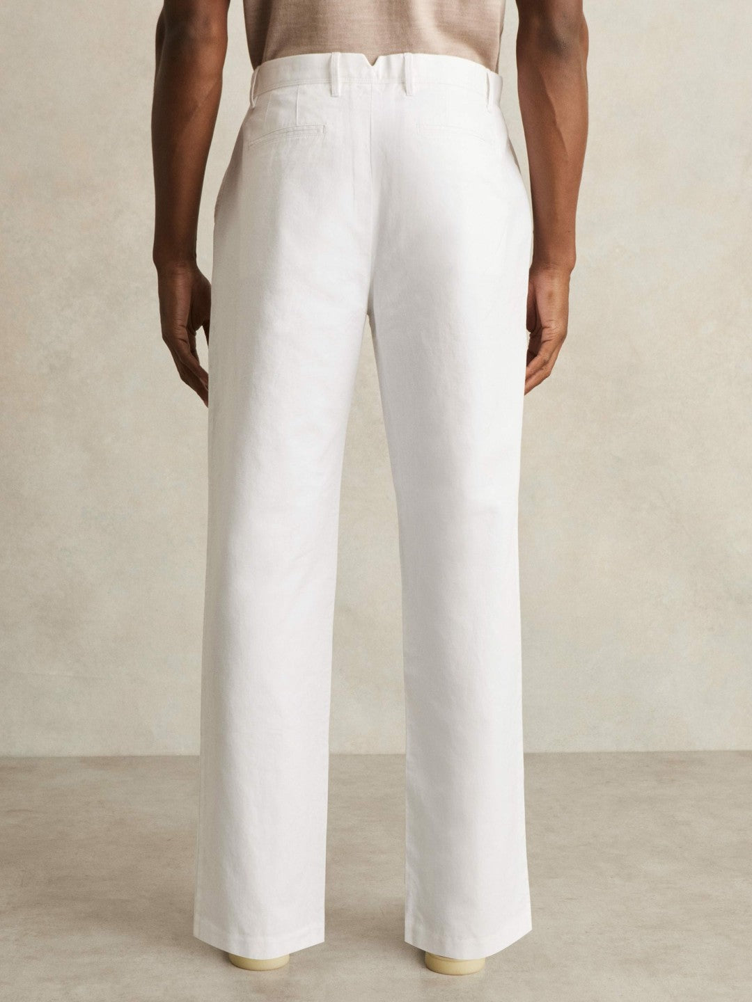 Cotton-Linen Relaxed-Fit Trousers in White Men | Reiss