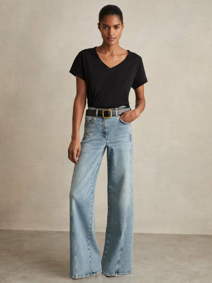 Brushed-Cotton V-Neck T-Shirt in Black Women | Reiss