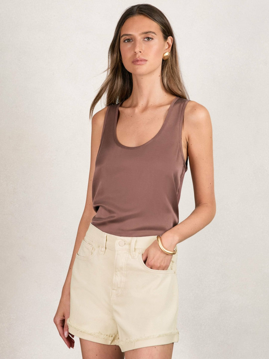 90S Shorts in Ecru Women | Reiss
