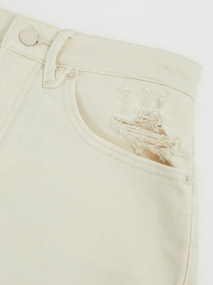 90S Shorts in Ecru Women | Reiss