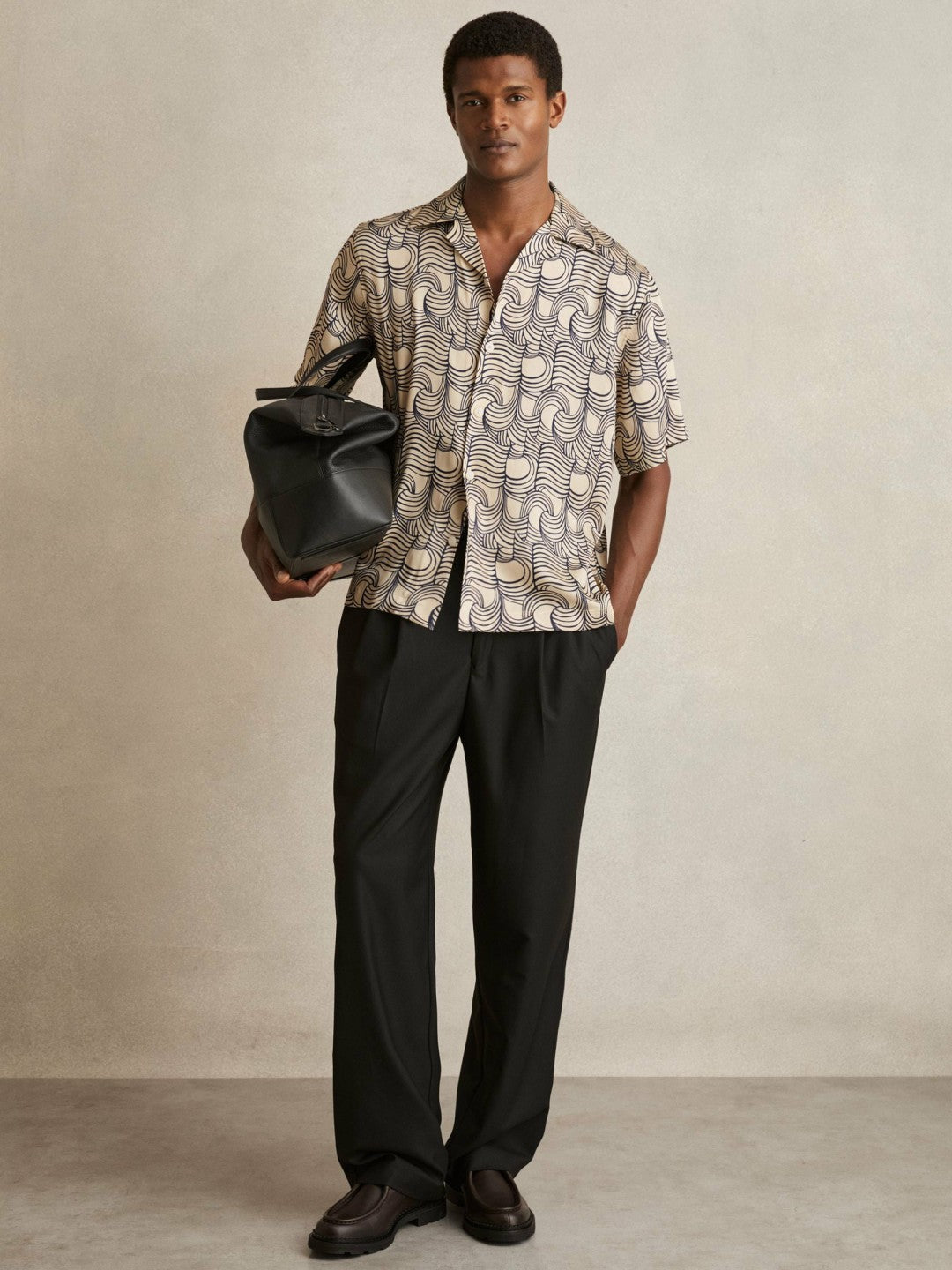 Wave Print Cuban Collar Shirt in Off White/Navy Men | Reiss