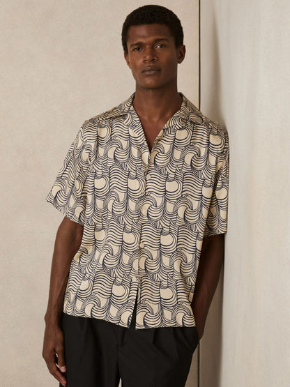 Wave Print Cuban Collar Shirt in Off White/Navy Men | Reiss
