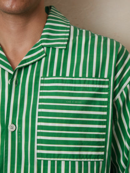 | Ché Poplin Stripe Pocket Shirt in Bright Green/White Men | Reiss