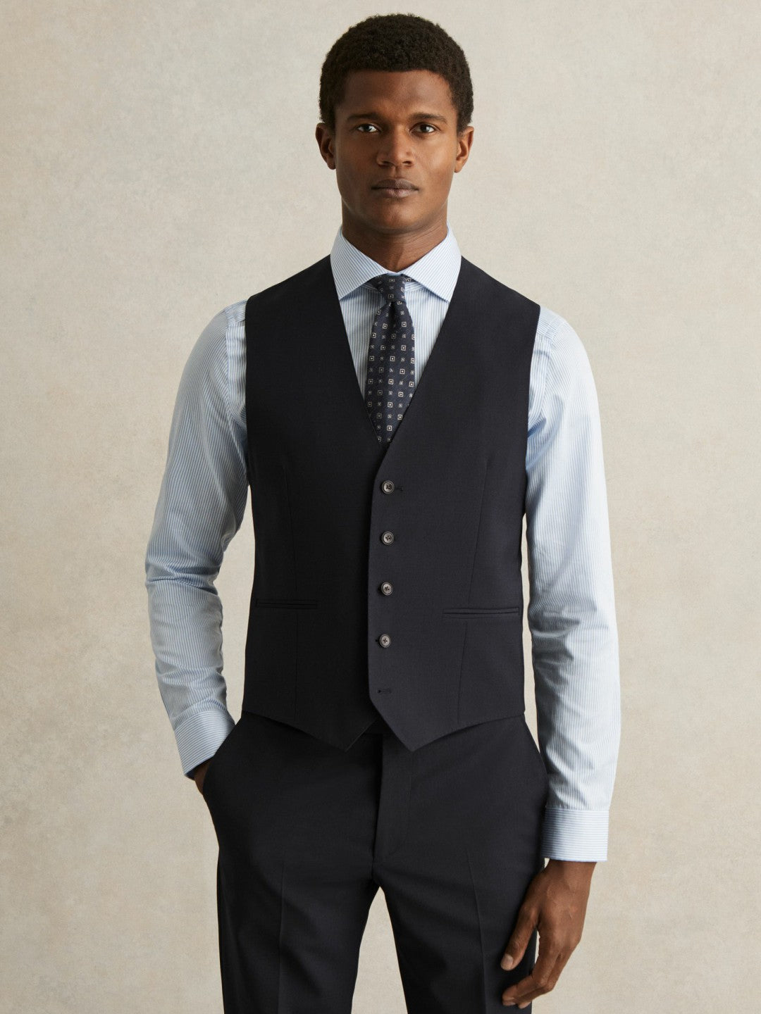 Wool-Blend Slim-Fit Waistcoat in Navy Men | Reiss