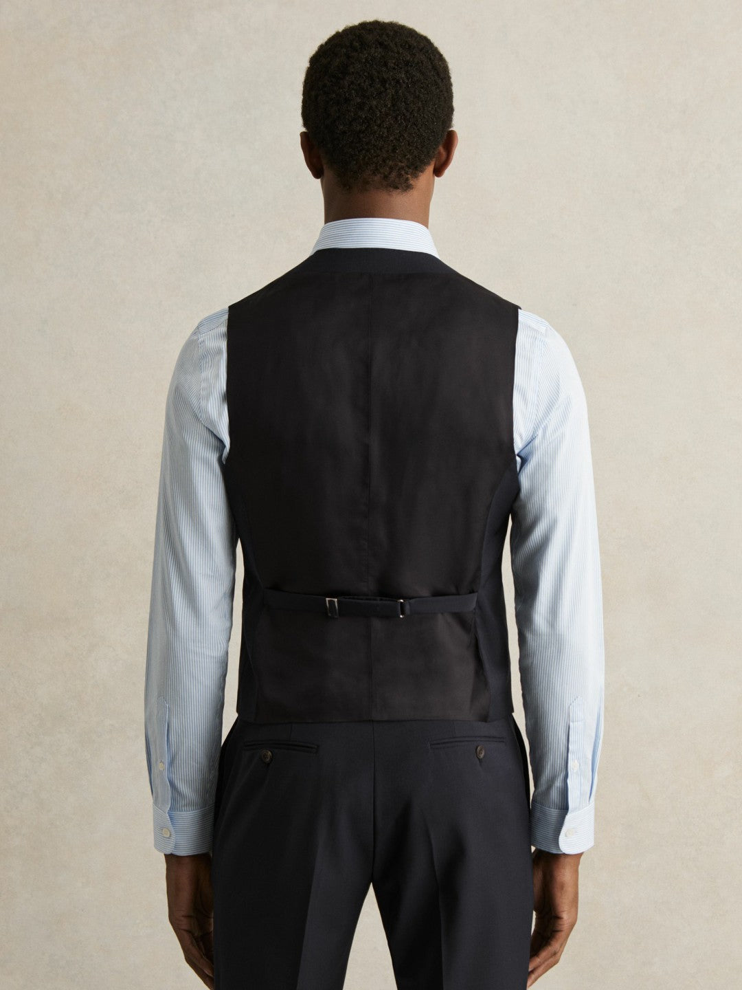 Wool-Blend Slim-Fit Waistcoat in Navy Men | Reiss