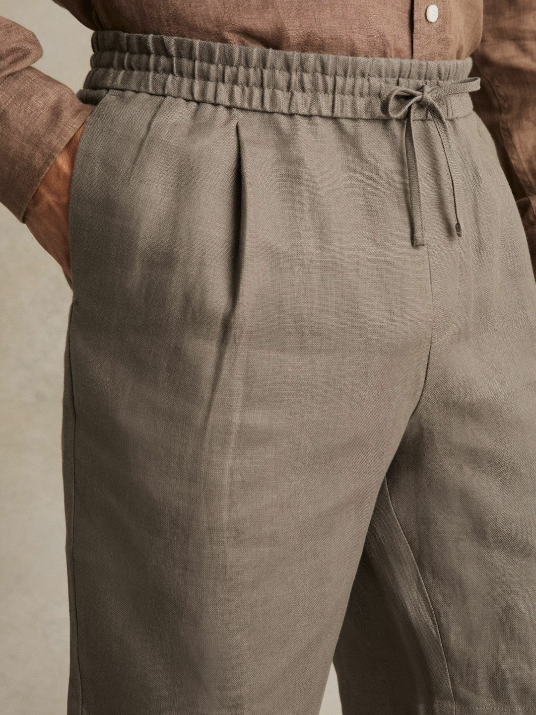 Linen Drawstring Shorts in Mushroom Brown Men | Reiss