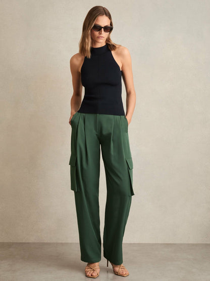 Petite Wide-Leg Pleated Cargo Trousers in Green Women | Reiss
