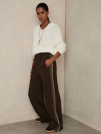 Side-Stripe Wide-Leg Trousers in Chocolate Brown Women | Reiss