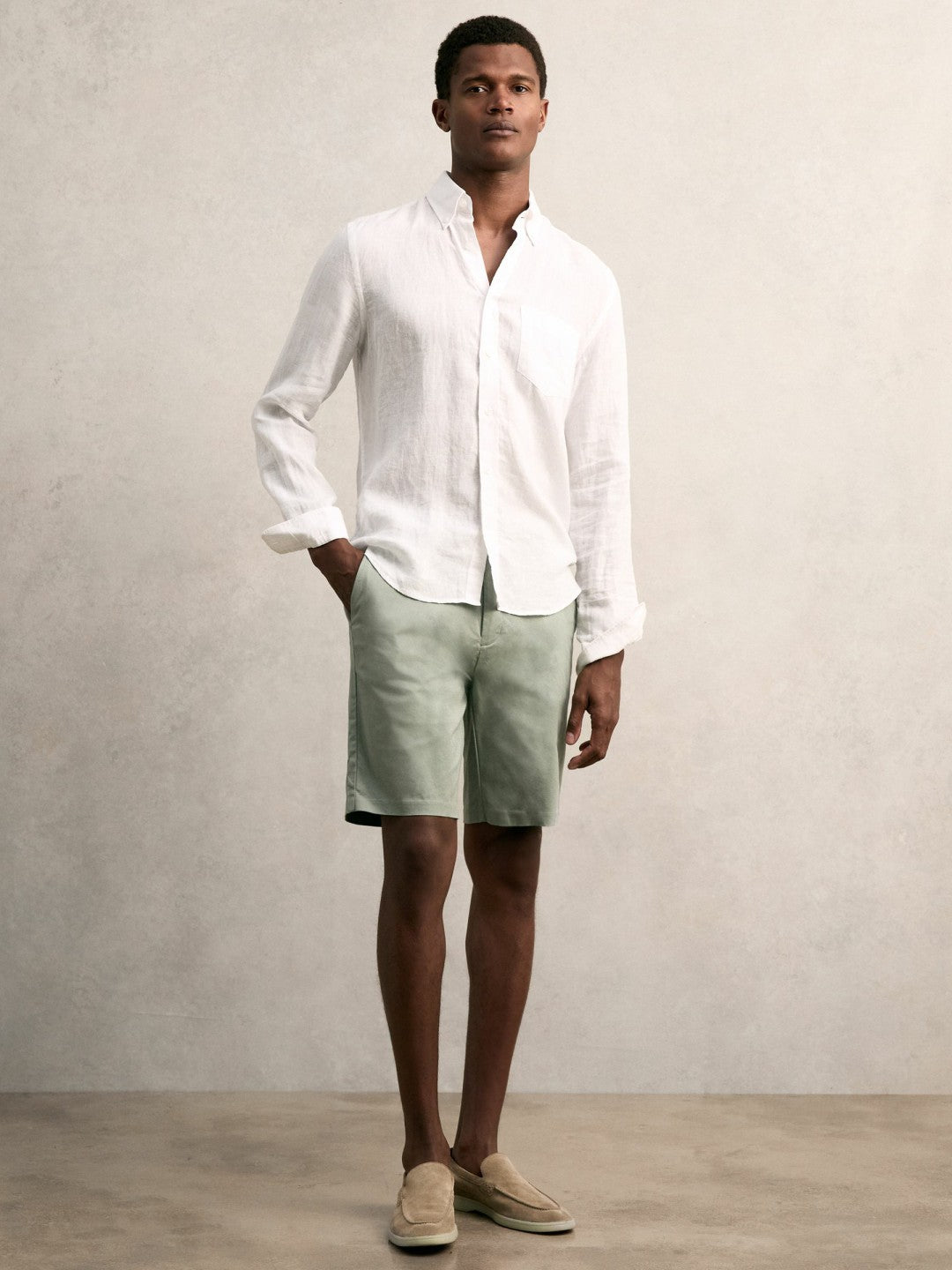 Short Length Casual Chino Shorts in Pistachio Men | Reiss