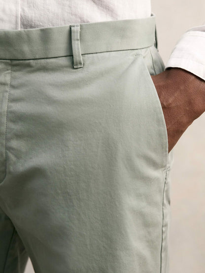 Short Length Casual Chino Shorts in Pistachio Men | Reiss