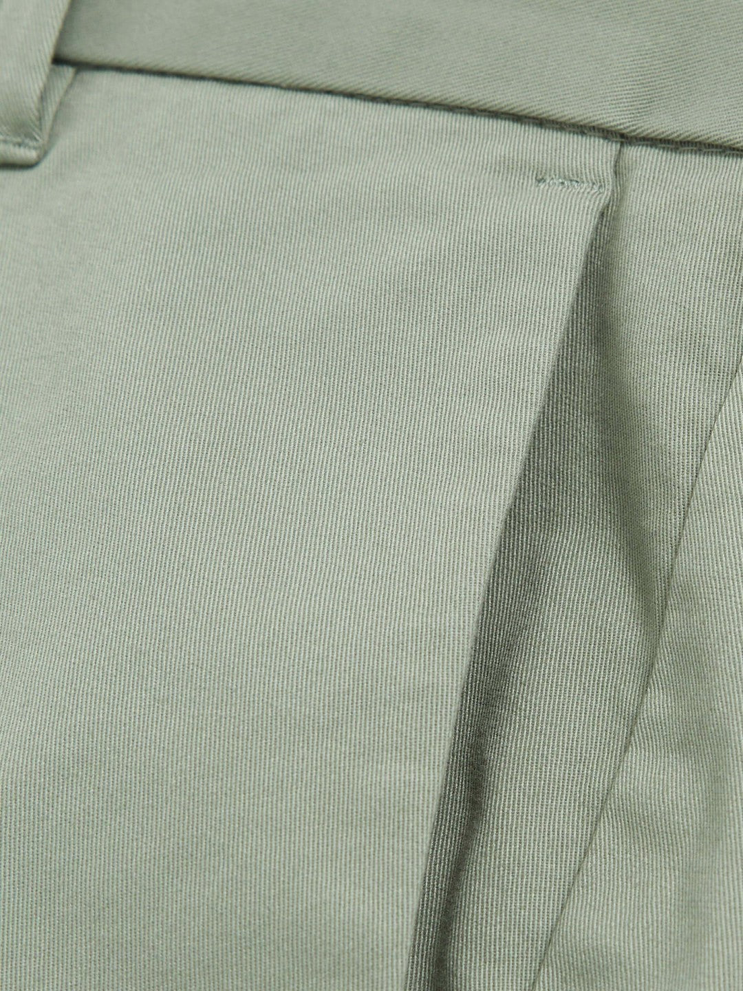 Short Length Casual Chino Shorts in Pistachio Men | Reiss
