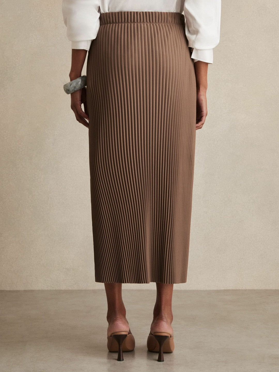 Pleated Jersey Midi Skirt in Chocolate Women | Reiss