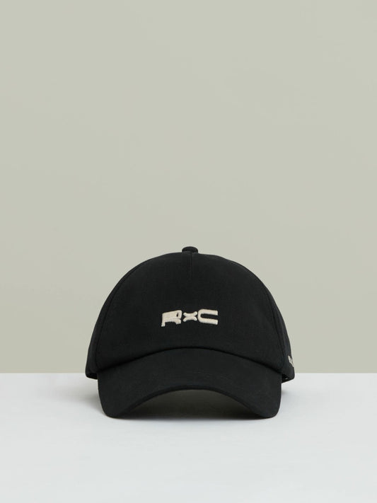 | Ché Logo-Embroidered Cap in Black Men | Reiss