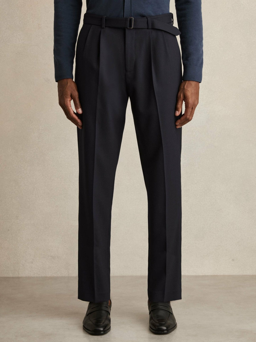Wool-Blend Belted Pleated Trousers Regular-Fit in Navy Men | Reiss