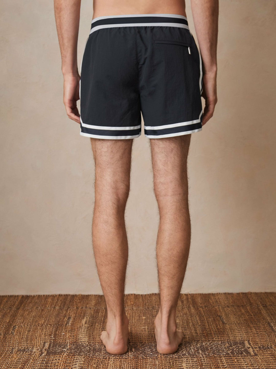 | Ché Stripe-Trim Swim Shorts in Navy Men | Reiss