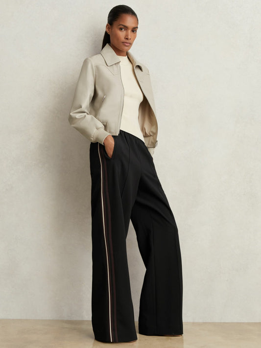 Side-Stripe Wide-Leg Trousers in Black Women | Reiss