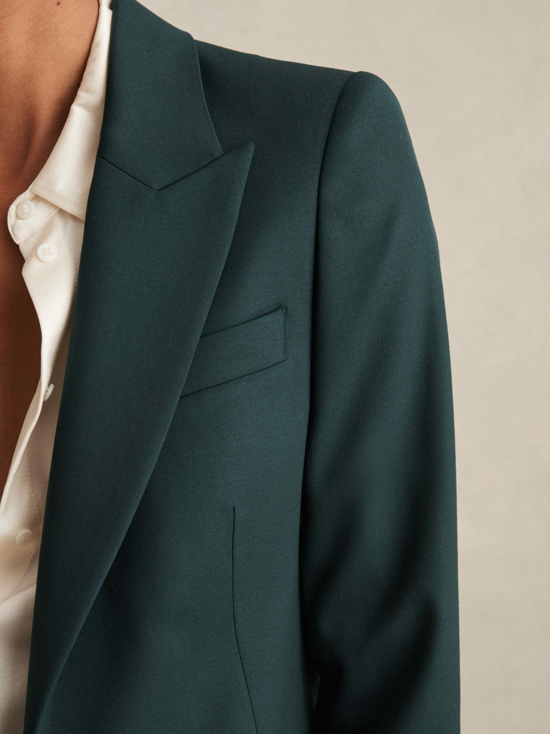 Wool-Blend Single-Breasted Suit Blazer in Green Women | Reiss