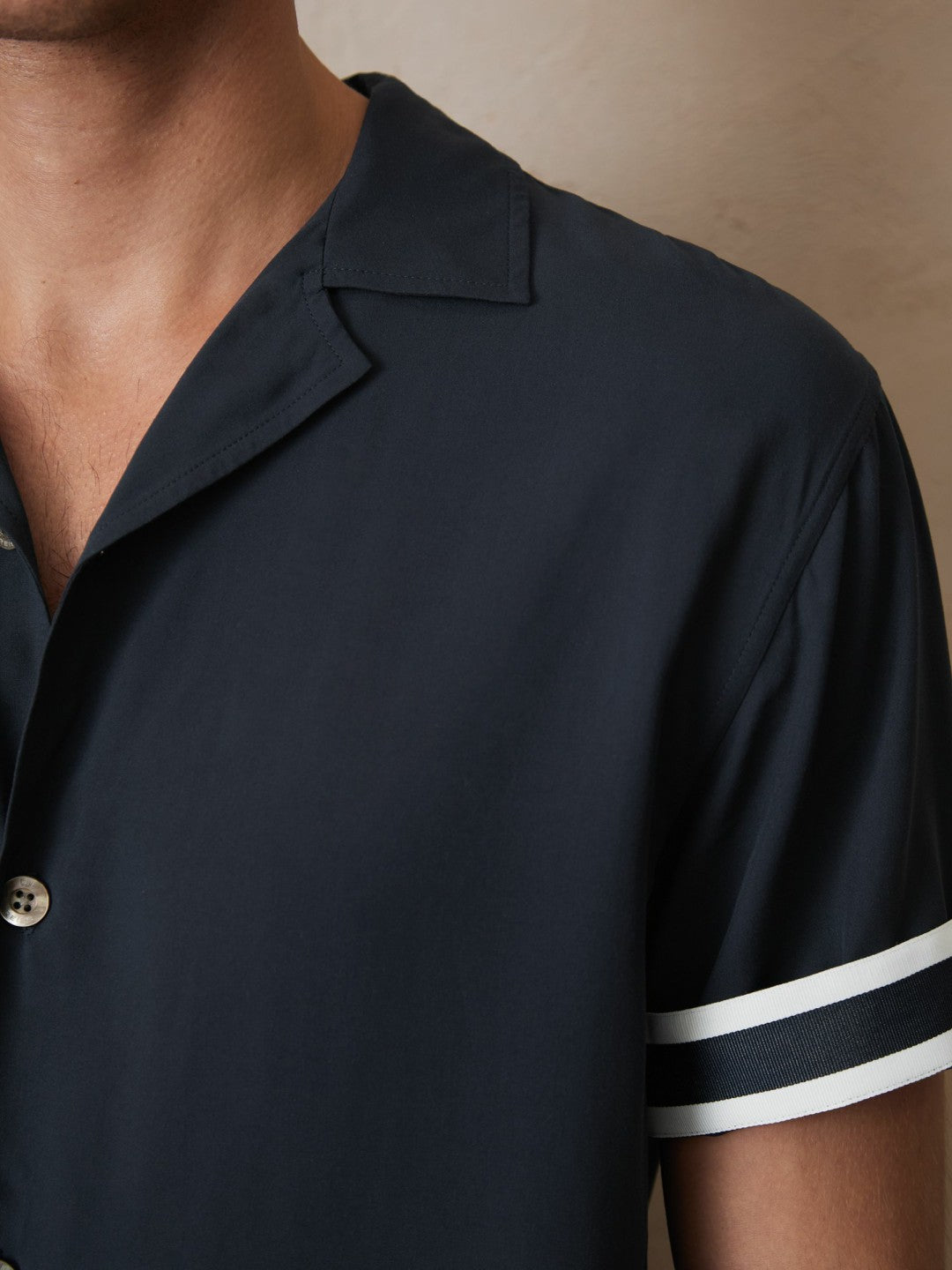 | Ché Stripe-Cuff Shirt in Navy Men | Reiss