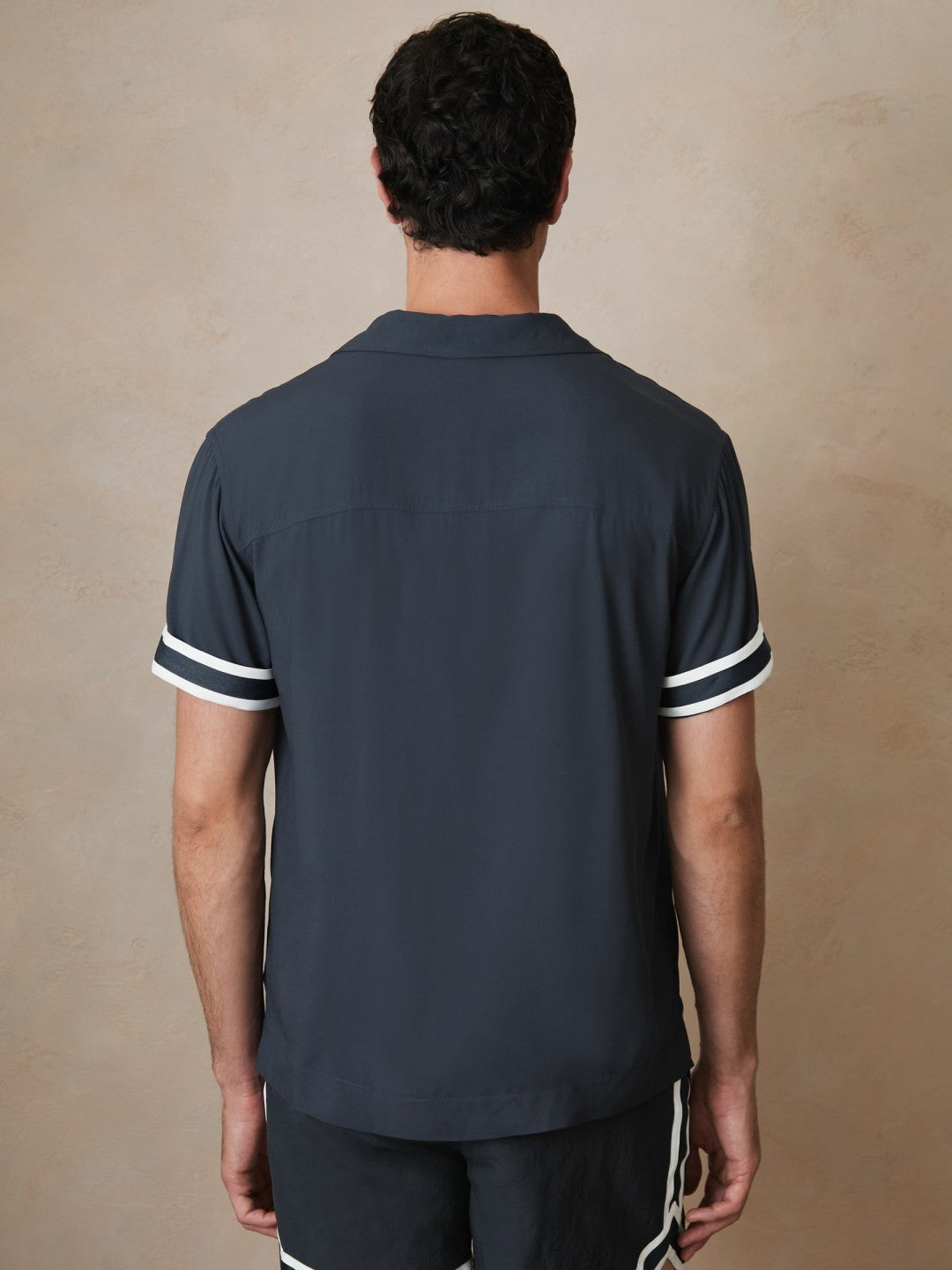 | Ché Stripe-Cuff Shirt in Navy Men | Reiss