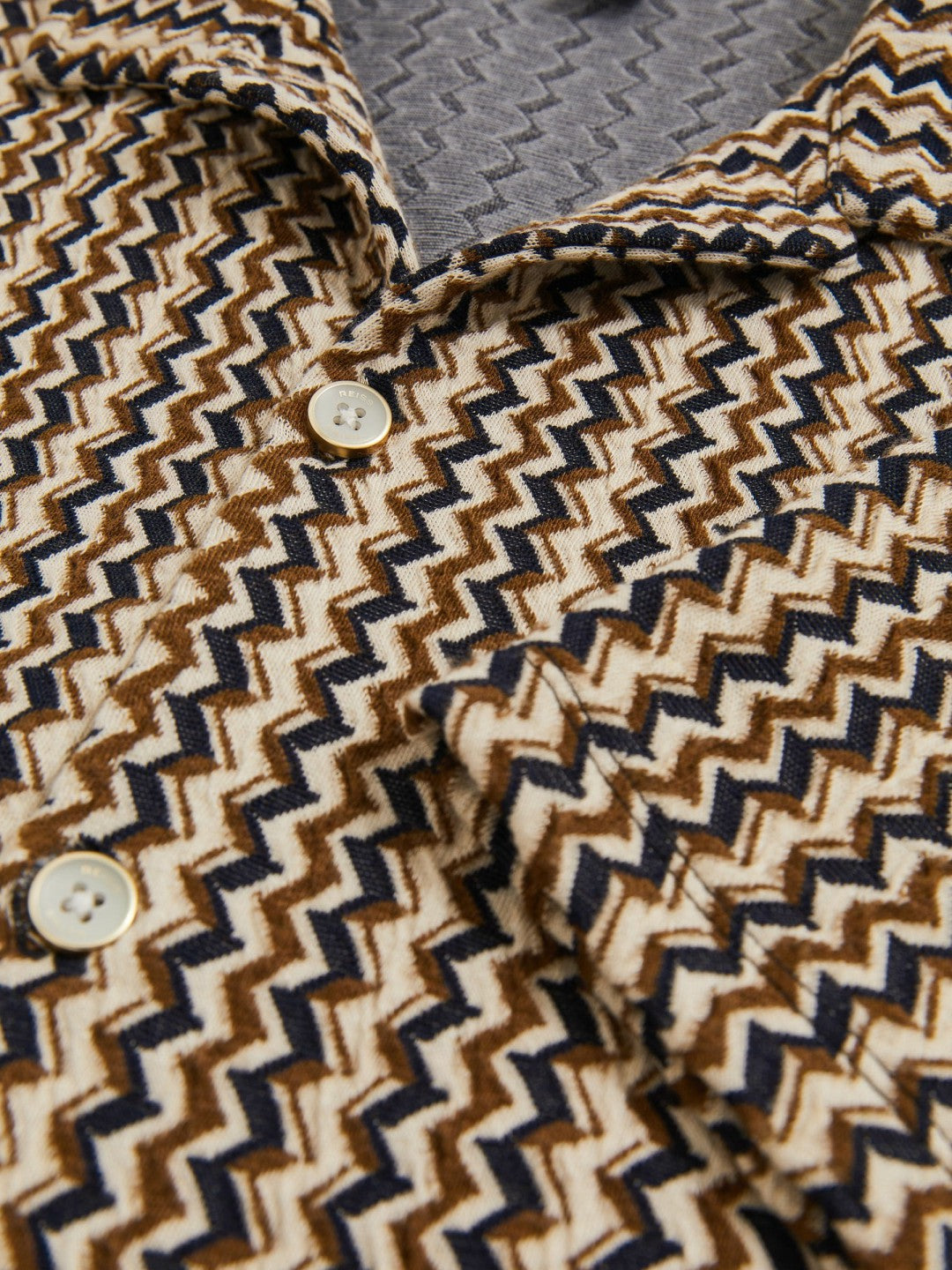 Zig-Zag Knit Cuban-Collar Shirt in Tobacco Brown Men | Reiss