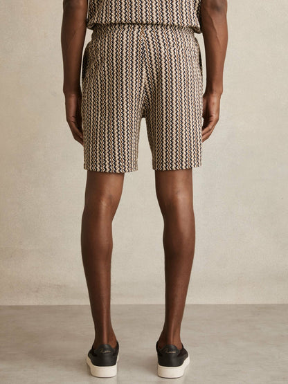 Zig-Zag Knit Drawstring Shorts in Tobacco Brown Men | Reiss