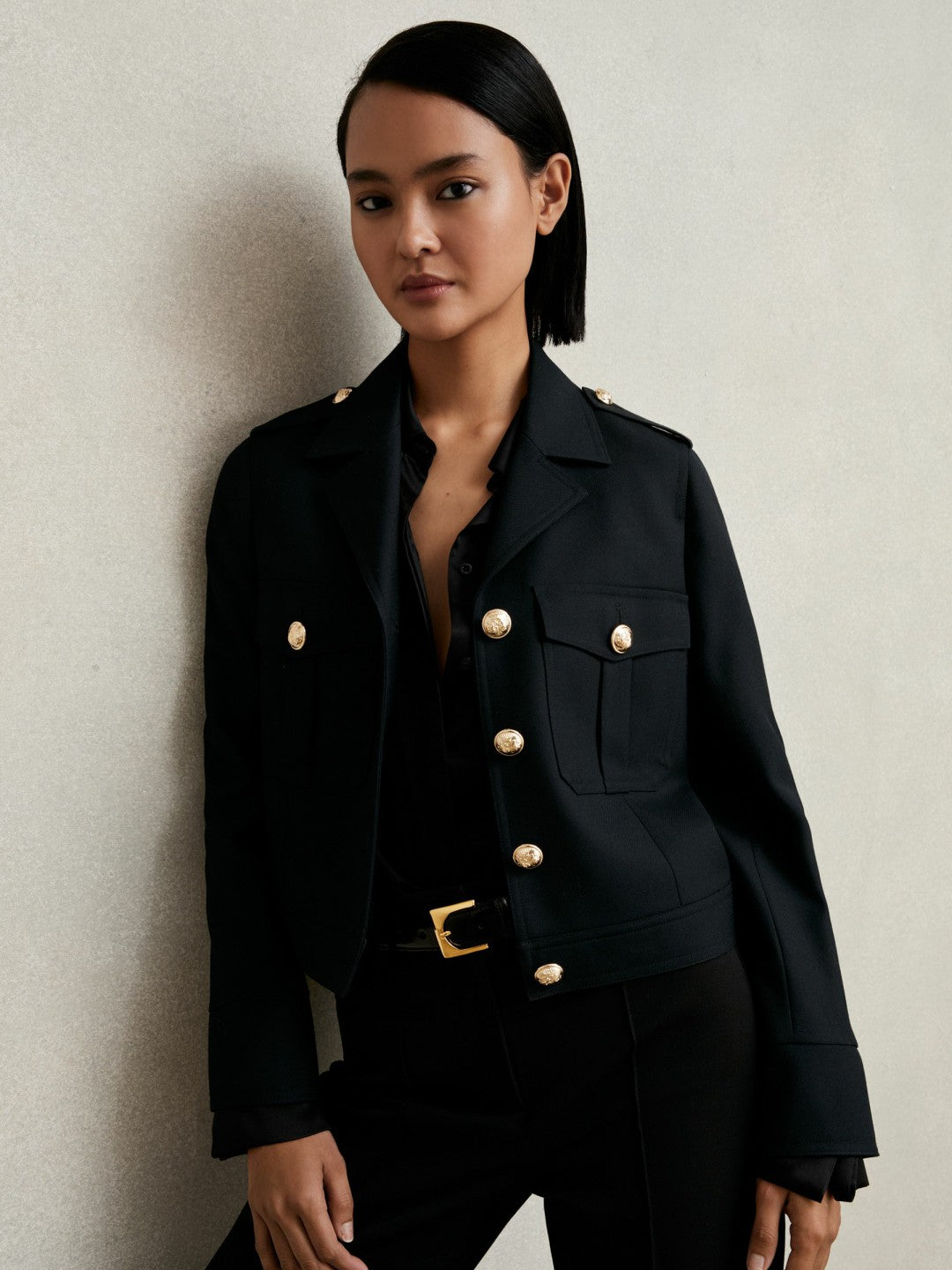 Wool Twin-Pocket Cropped Jacket in Black Women | Reiss