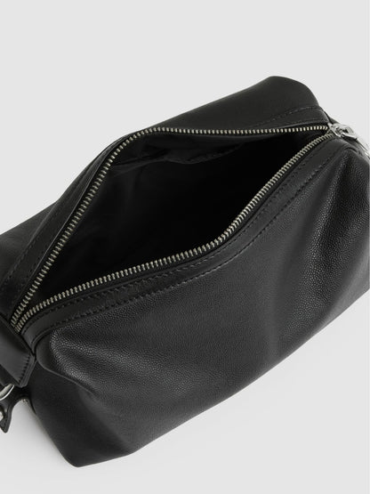 Micro-Grain Leather Washbag in Black Men | Reiss