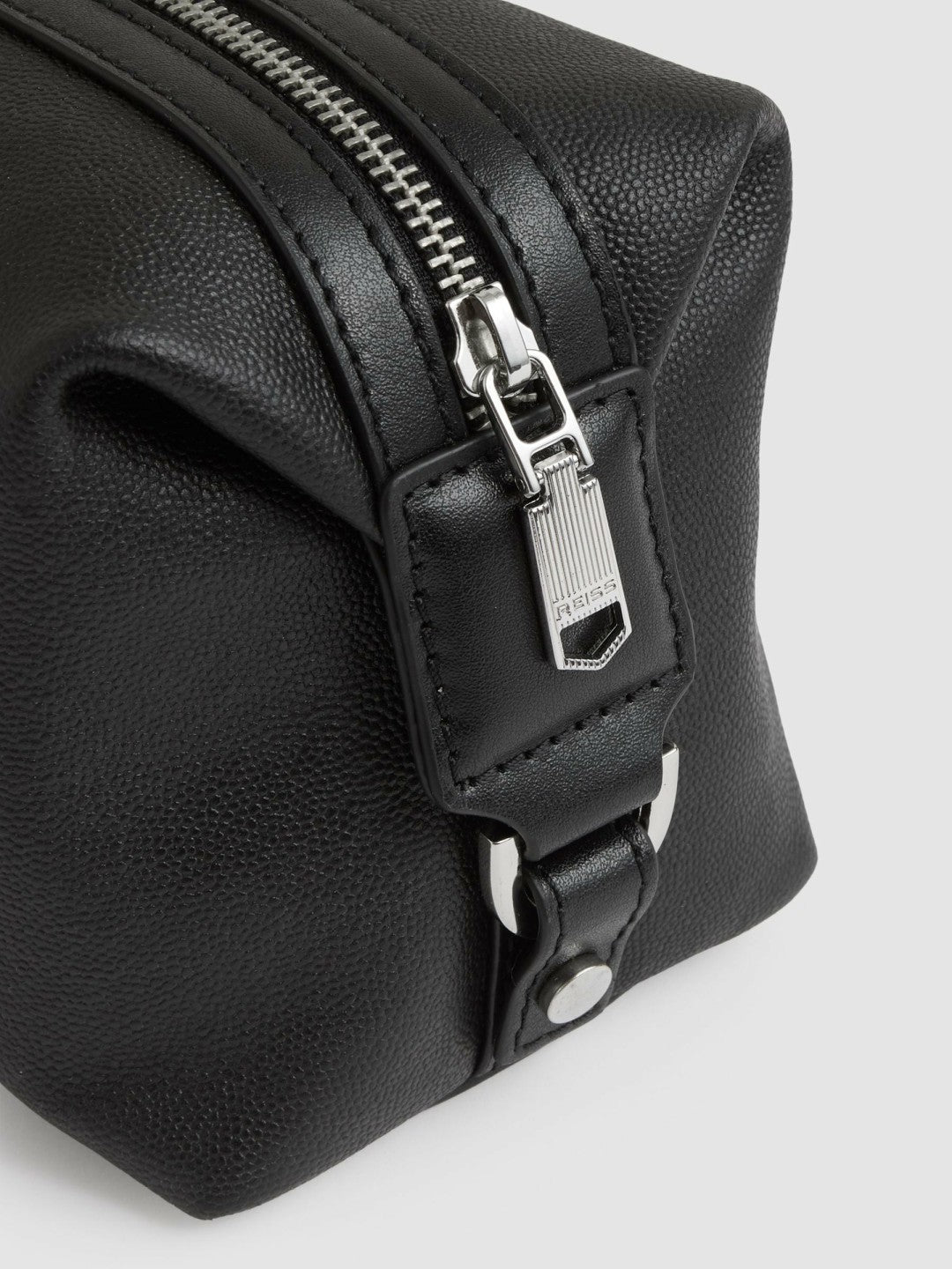 Micro-Grain Leather Washbag in Black Men | Reiss