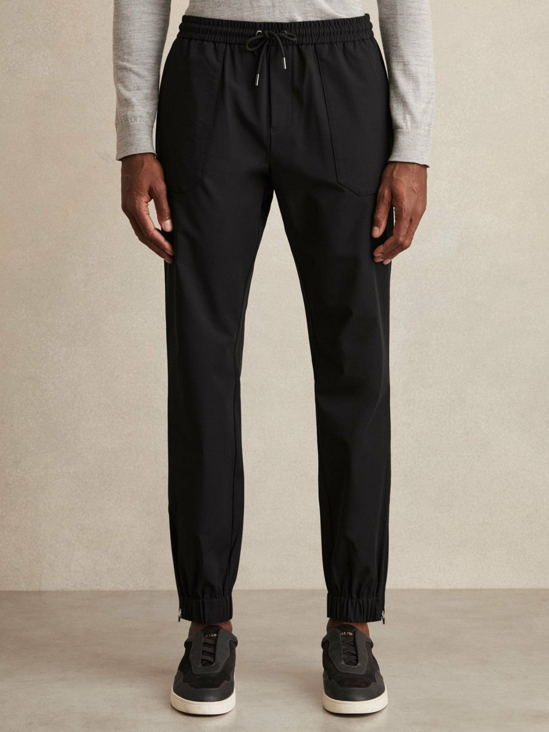 Drawstring Technical Cuffed Trousers in Black Men | Reiss