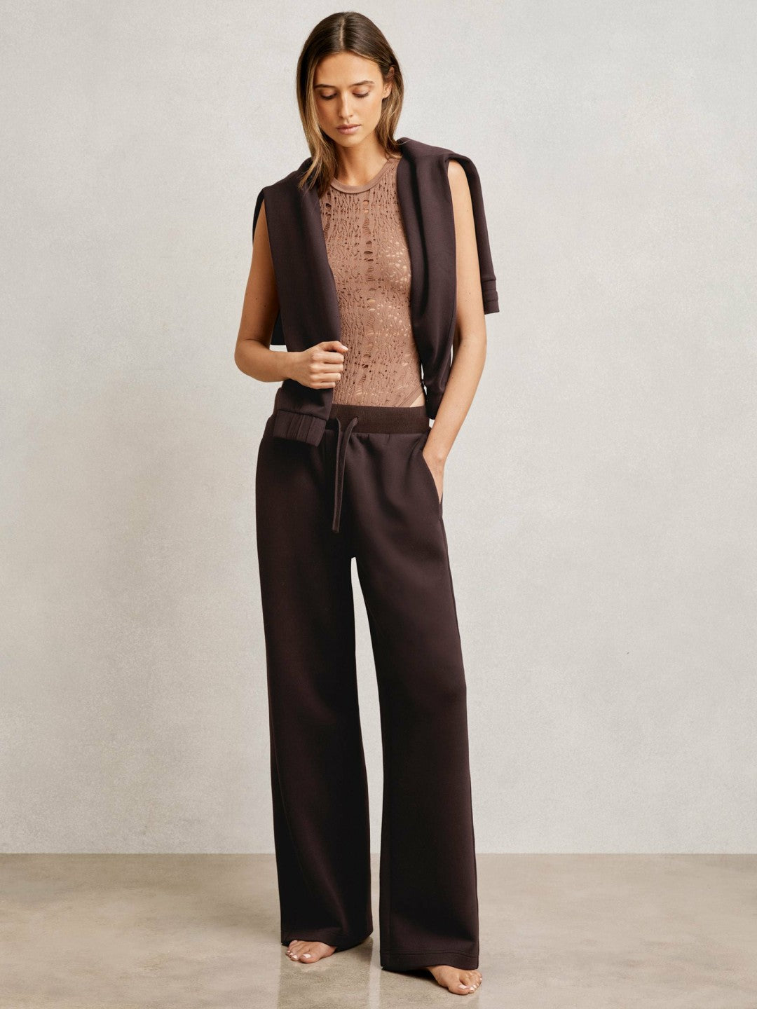 Wide-Leg Interlock Drawstring Joggers in Plum Women | Reiss